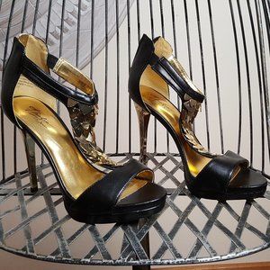 Thalia Sodi black and gold open toe heel